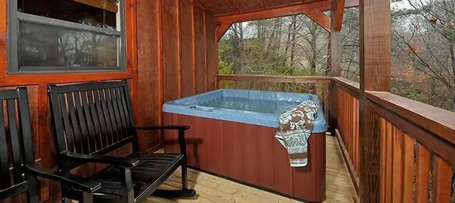 Honeymoon Kulübe, 1 Yatak Odası, Sıcak Su Havuzu (Sleeps up to 4)