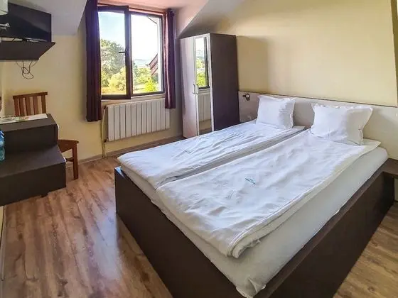 Economy Tek Büyük Yataklı Oda