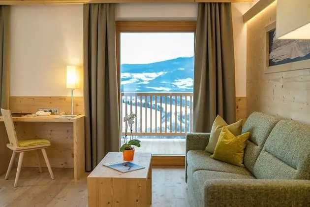 Comfort Tek Büyük Yataklı Oda, Balkon, Vadi Manzaralı