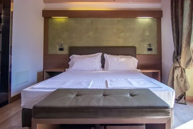 Tek Büyük veya İki Ayrı Yataklı Oda