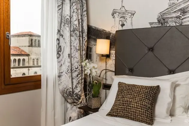 Deluxe Üç Kişilik Oda