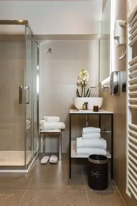 Deluxe Üç Kişilik Oda