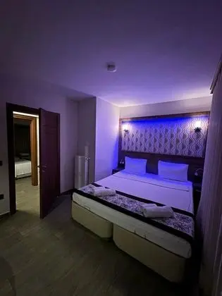 Villa 2+1 Oda, Havuz veya Bahçe Manzaralı, Balkonlu