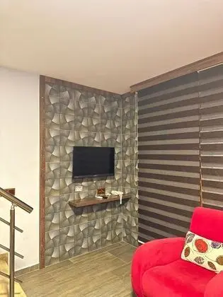 Villa 2+1 Oda, Havuz veya Bahçe Manzaralı, Balkonlu