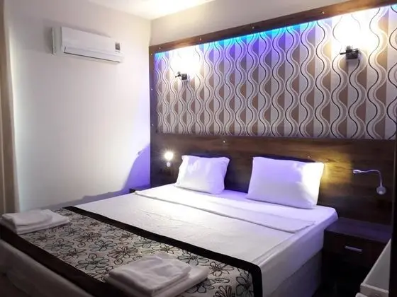 Villa 2+1 Oda, Havuz veya Bahçe Manzaralı, Balkonlu