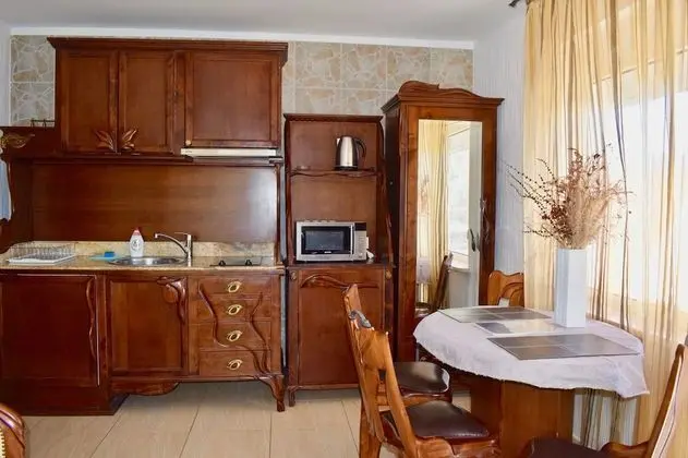 Classic Apart Daire, Havuz Manzaralı