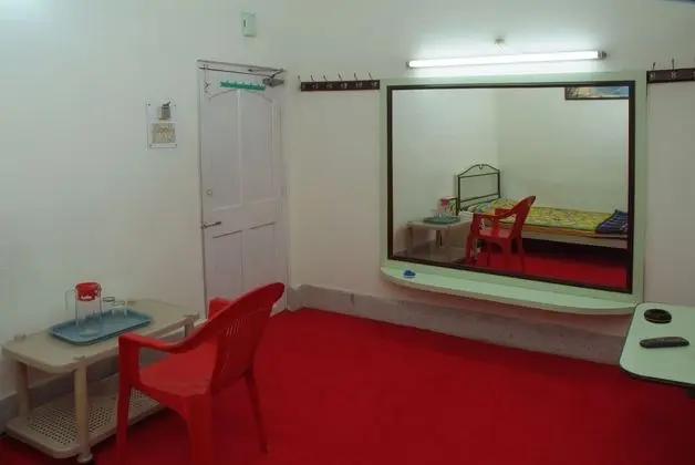 Standard Tek Büyük Yataklı Oda (With AC)