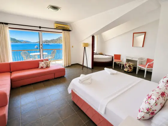 https://images.odamax.com/img/1920x1080/odamax/image/upload/Dolphin_Hotel_Bozburun_202607301540148_BDE90C14_9796_43A9_9F3F_7511F9B0F9B5.png