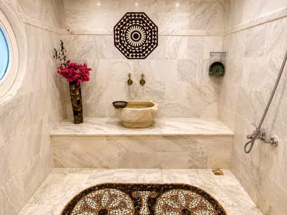 https://images.odamax.com/img/1920x1080/odamax/image/upload/Dolphin_Hotel_Bozburun_202607301540153_D0B607EF_692D_40B9_9FAE_EC96AB406651.png