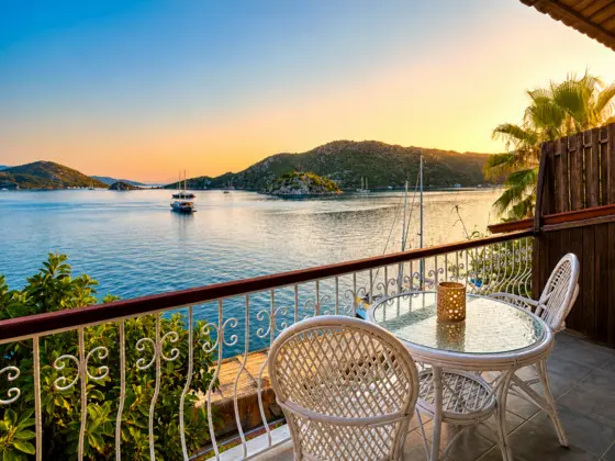 https://images.odamax.com/img/1920x1080/odamax/image/upload/Dolphin_Hotel_Bozburun_202607301542545_40081E25_0621_4662_8CC1_F733CCE3431B.png