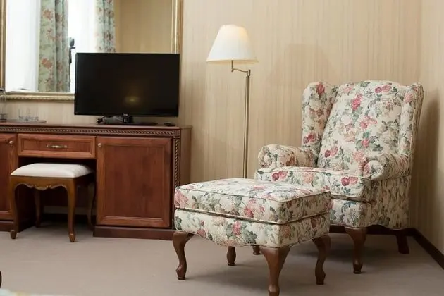 Comfort Tek Büyük veya İki Ayrı Yataklı Oda