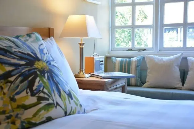 Tek Büyük Yataklı Oda (Room2)