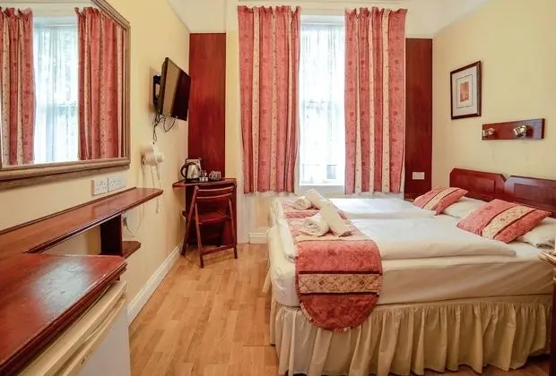 Superior İki Ayrı Yataklı Oda