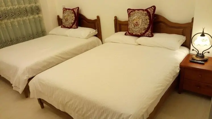 Üç Kişilik Oda