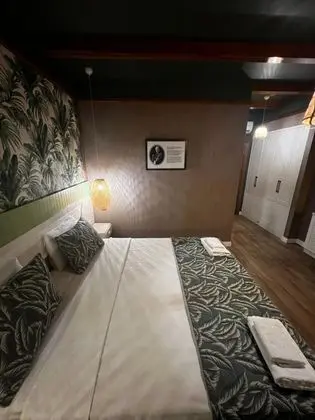 Deluxe Çift Kişilik Oda, Şehir veya Dağ Manzaralı, Fransız Balkonlu