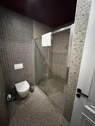 Deluxe Çift Kişilik Oda, Şehir veya Dağ Manzaralı, Fransız Balkonlu