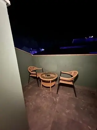 Teras Triple Oda, Şehir veya Dağ Manzaralı, Teraslı