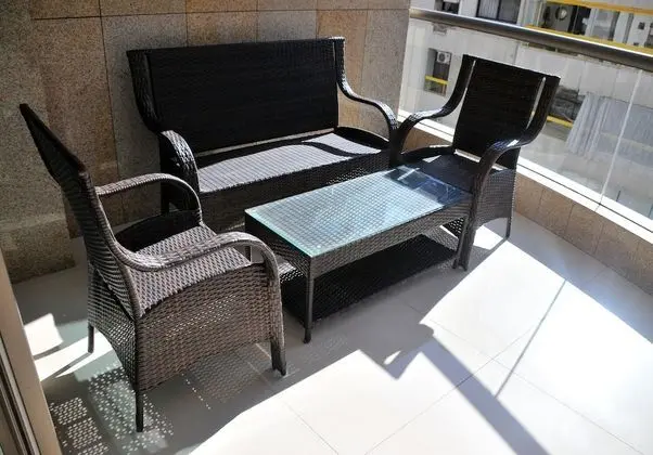 One-Bedroom Suite (king)with City View