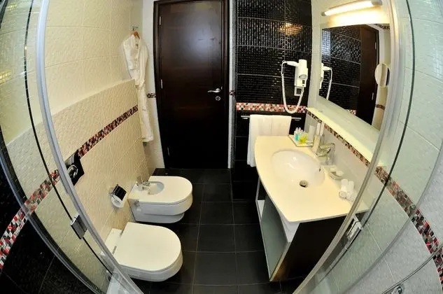 Three-Bedroom Suite Family