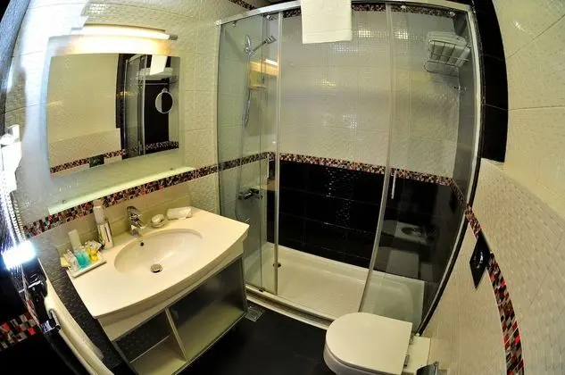 Three-Bedroom Suite Family