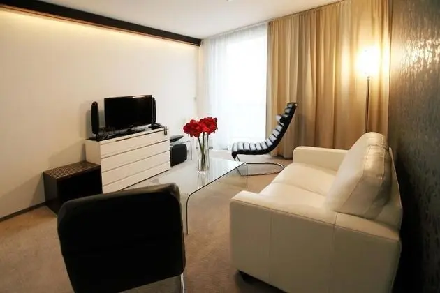 Apartment Exclusive with pool access