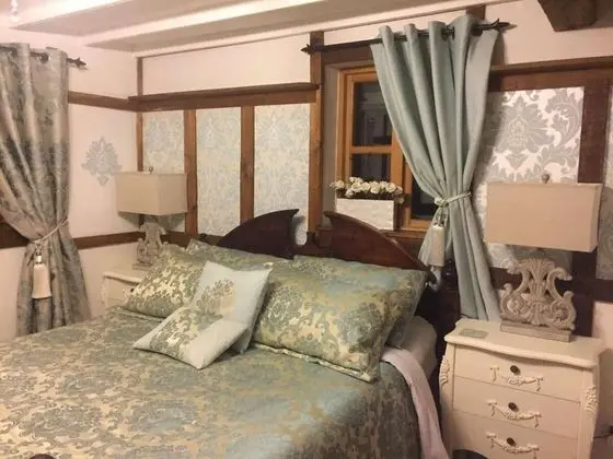 Romantic Kulübe, 1 En Büyük (King) Boy Yatak