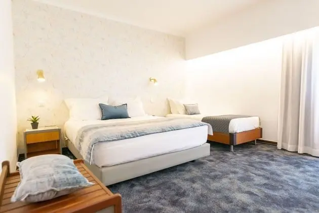 Üç Kişilik Oda, Balkon