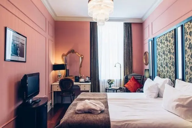 Standard Tek Büyük Yataklı Oda, Şehir Manzaralı