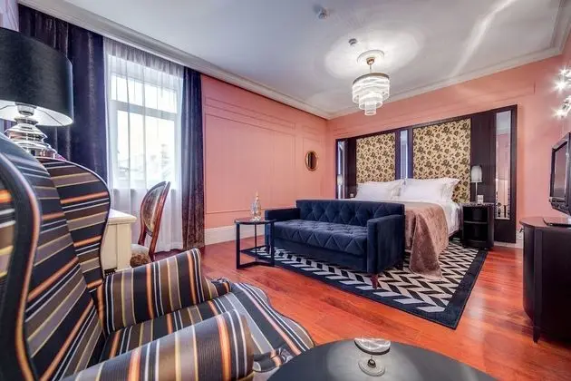 Superior Tek Büyük Yataklı Oda, Avlu Manzaralı