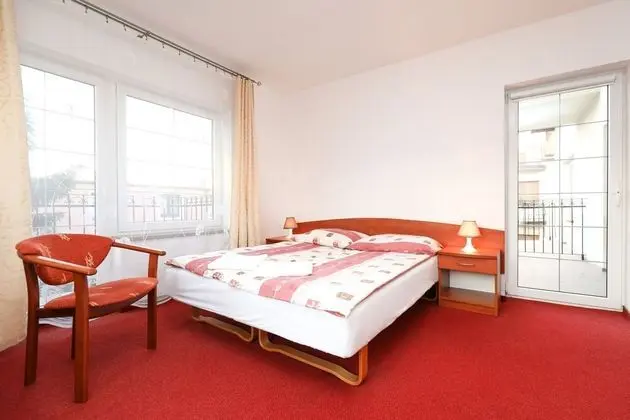 Basic Tek Büyük Yataklı Oda