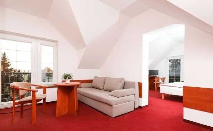 Basic Tek Büyük Yataklı Oda