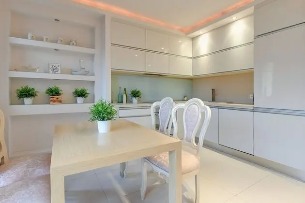 Comfort Apart Daire, 2 Yatak Odası, Avlu Manzaralı