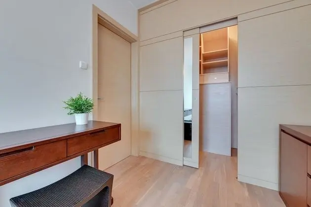 Comfort Apart Daire, 2 Yatak Odası, Avlu Manzaralı
