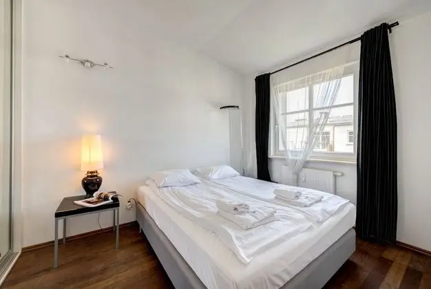 Grand Apart Daire, 1 Yatak Odası, Balkon, Avlu Manzaralı