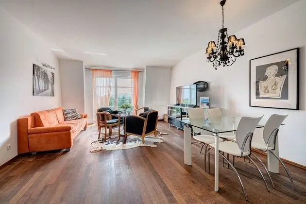 Grand Apart Daire, 1 Yatak Odası, Balkon, Avlu Manzaralı