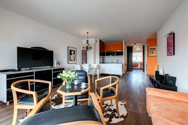 Grand Apart Daire, 1 Yatak Odası, Balkon, Avlu Manzaralı