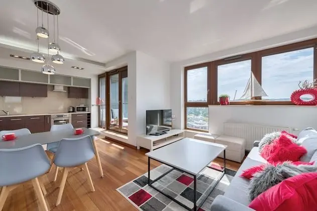 Comfort Apart Daire, 2 Yatak Odası, Balkon, Şehir Manzaralı (living room for 6 adults )