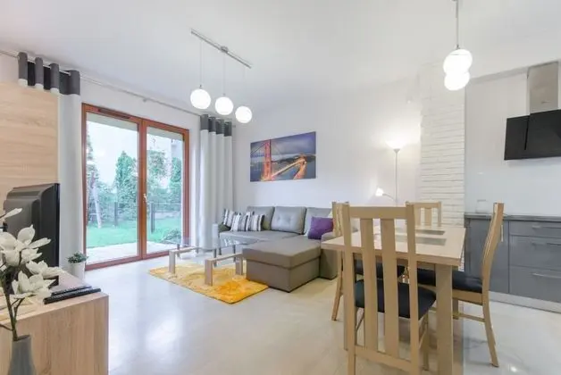 Comfort Apart Daire, 1 Yatak Odası, Küçük Mutfak, Bahçeli