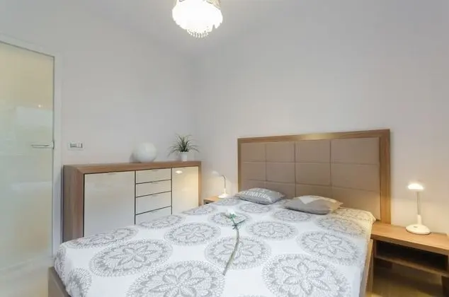 Comfort Apart Daire, 1 Yatak Odası, Küçük Mutfak, Bahçeli