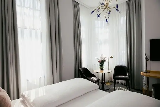 Comfort Tek Büyük Yataklı Oda