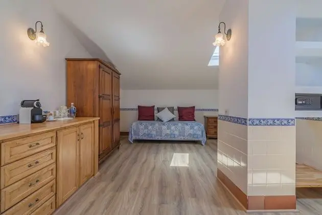 Junior Süit, Teras (Attic)