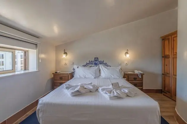 Junior Süit, Teras (Attic)