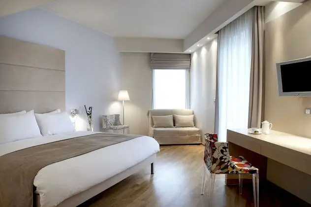 Junior Oda, 1 Çift Kişilik Yatak ve Çekyat