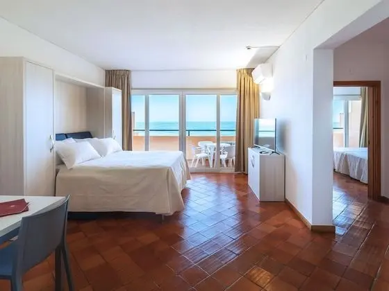 Apart Daire, 2 Yatak Odası, Deniz Manzaralı