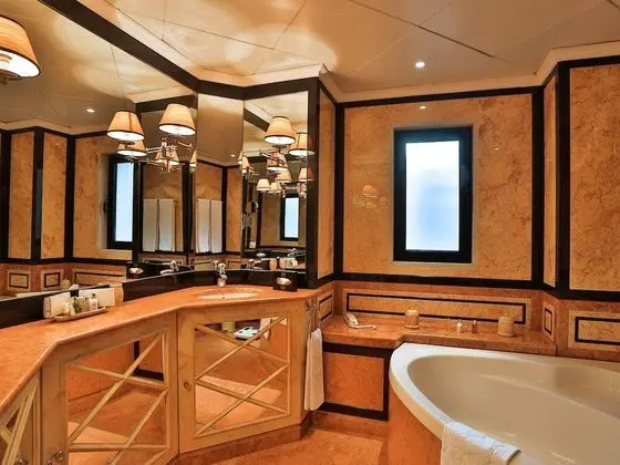 Çatı Katı Süiti (Penthouse) (Suite)