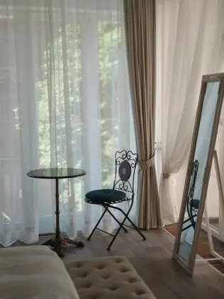Design Tek Büyük Yataklı Oda (Monsieur Jacques)