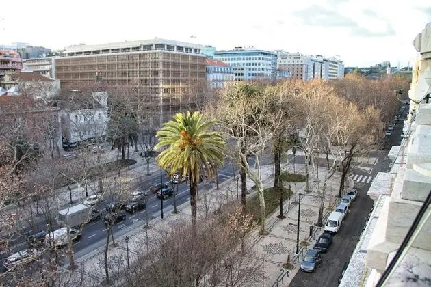 Tek Büyük veya İki Ayrı Yataklı Oda (Extra bed)