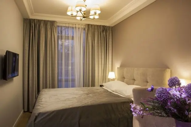 Comfort Tek Büyük Yataklı Oda