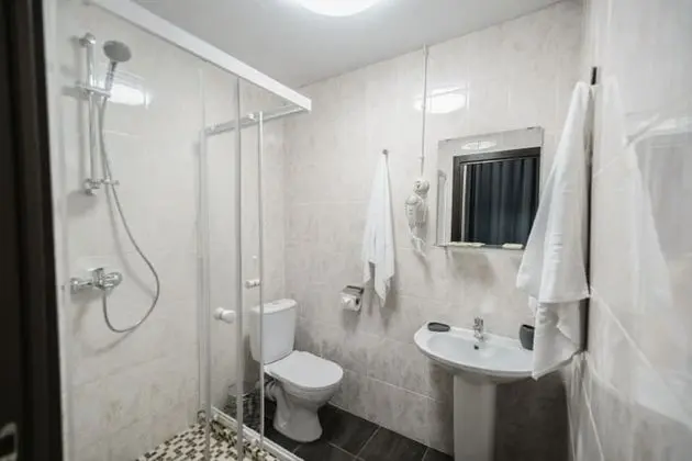 Luxury Tek Büyük Yataklı Oda