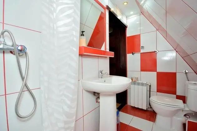 Tek Büyük veya İki Ayrı Yataklı Oda, Özel Banyo